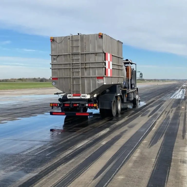 Descontaminación de Pistas del Aeropuerto Internacional de Ezeiza3