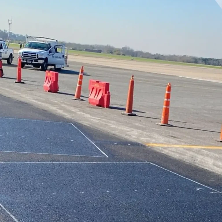 Titulo Bacheo y señalización en Aeropuerto de Ezeiza3