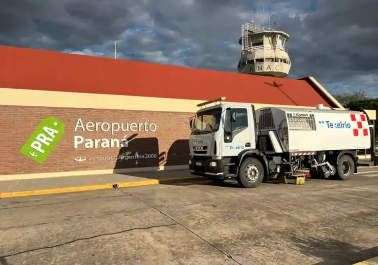 Trabajos de Barrido autopropulsado en el Aeropuerto de Parana4