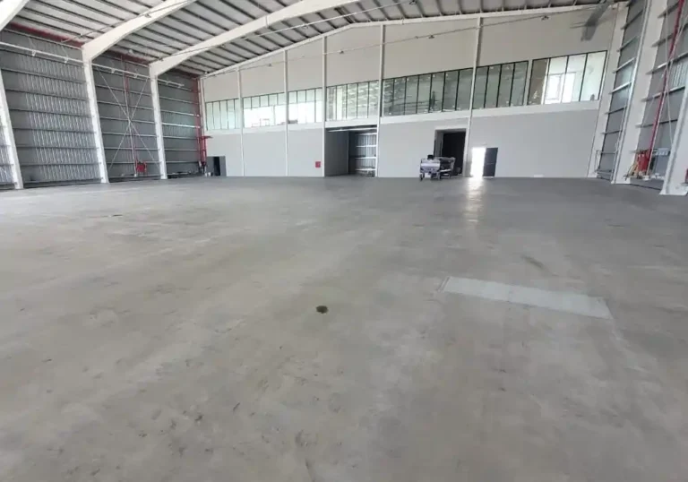 Pintura del piso de Hangar en Aeroparque Jorge Newbery16