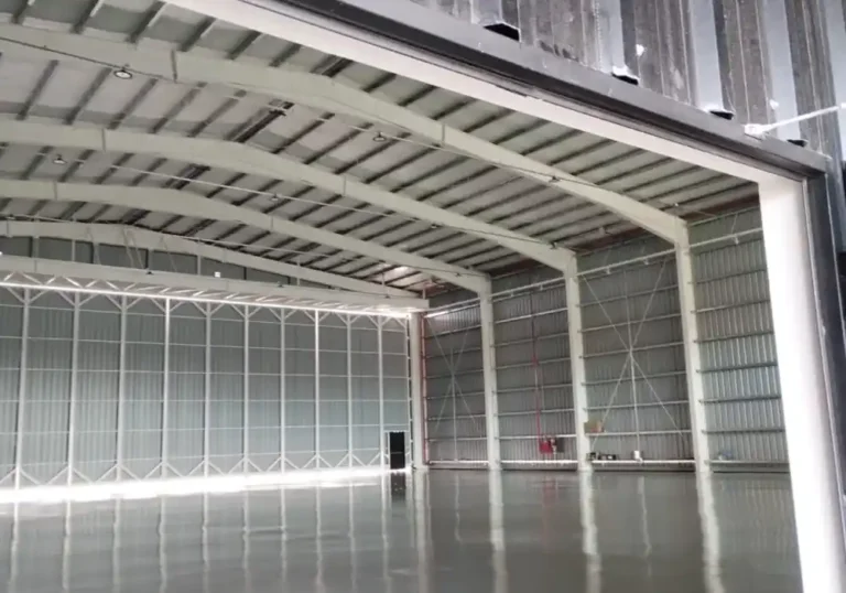 Pintura del piso de Hangar en Aeroparque Jorge Newbery2