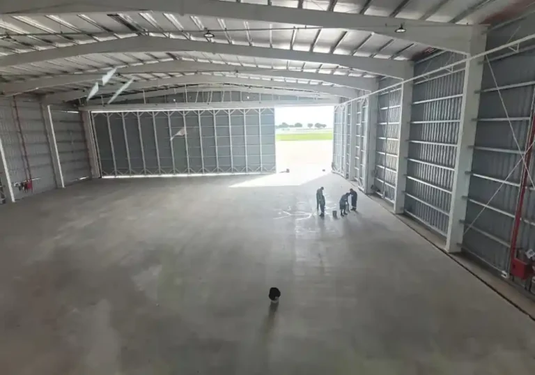 Pintura del piso de Hangar en Aeroparque Jorge Newbery6